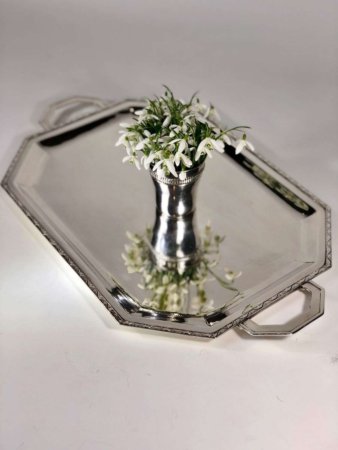 Stunning Art Deco silver plated drinks tray