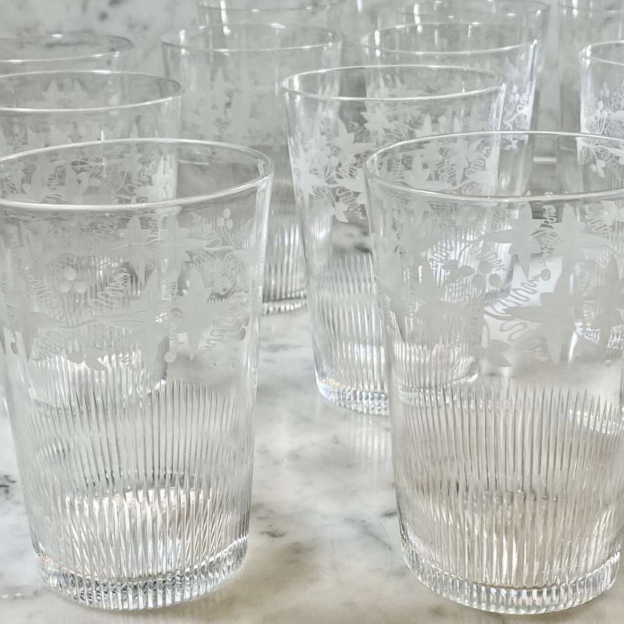 14 excellent Victorian vine etched crystal water tumblers