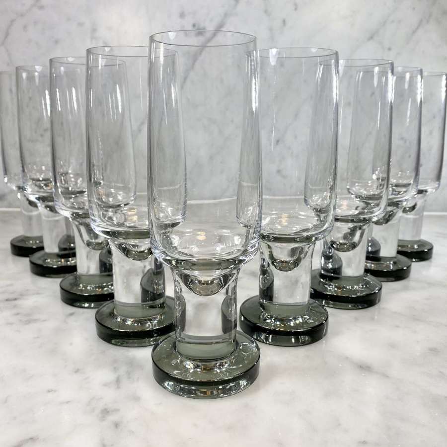 Superb Mid Cent French crystal champange flutes