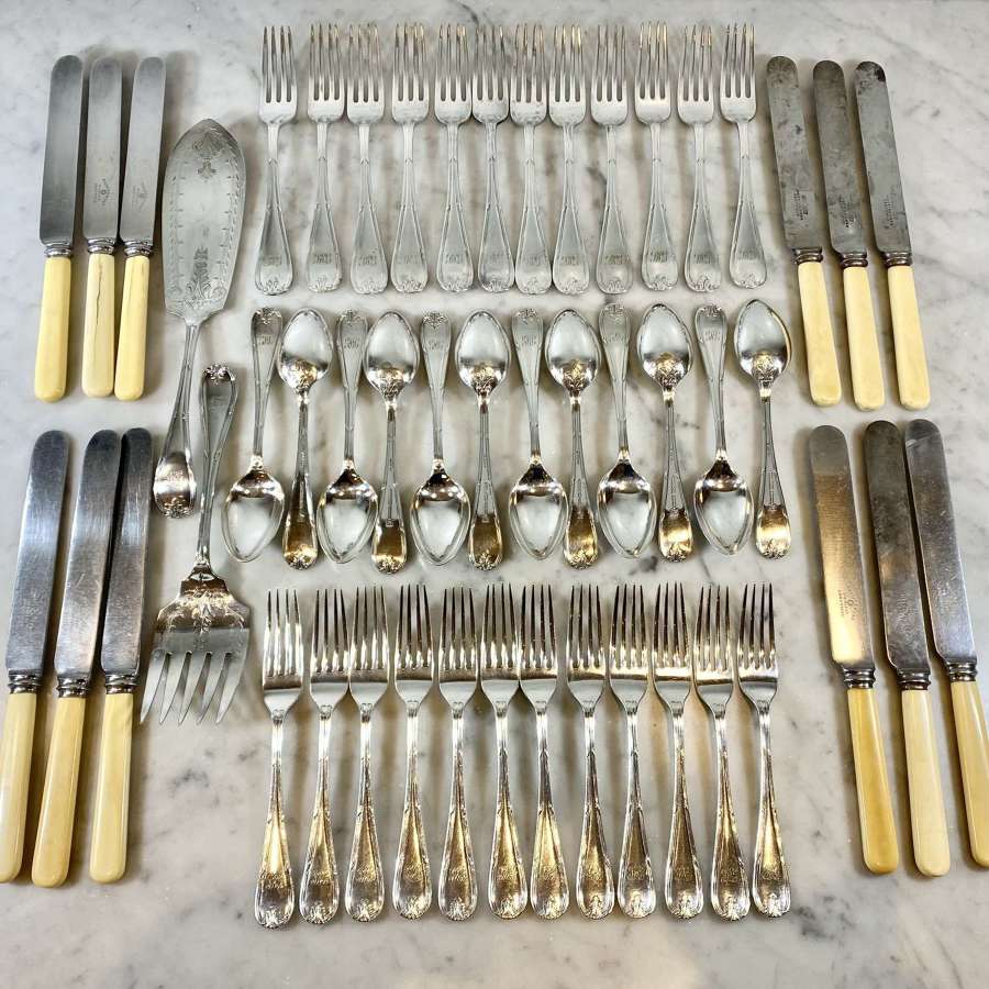 Old Country House Mappin & Webb cutlery set for 12