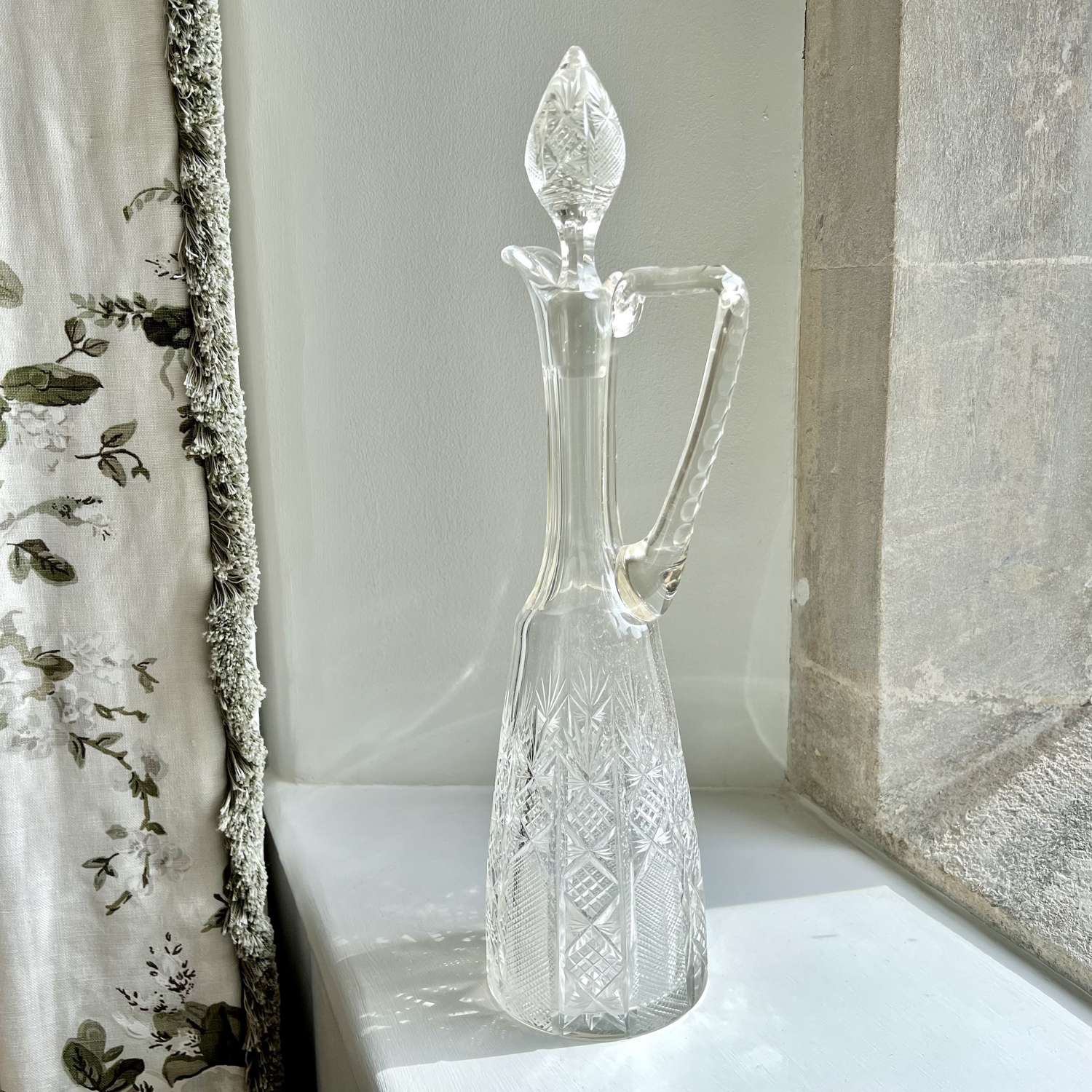 Tall 19th Century cut glass claret jug ewer decanter