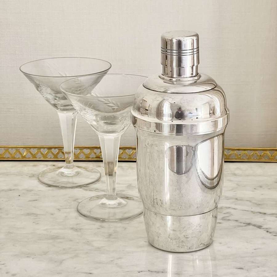 French Art Deco silver plated cocktail shaker