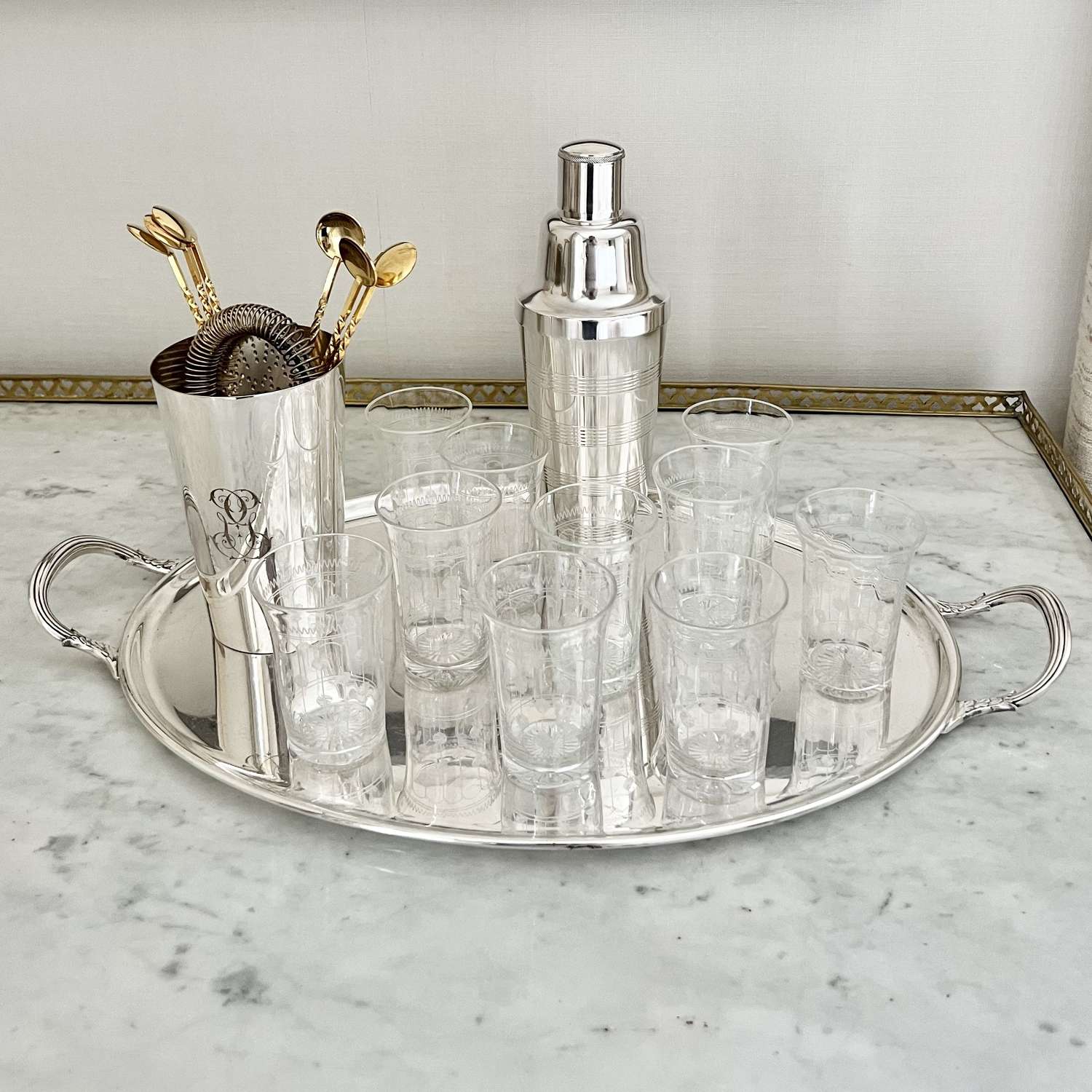 Neat Oval Silver Plated Drinks Tray By Elkington