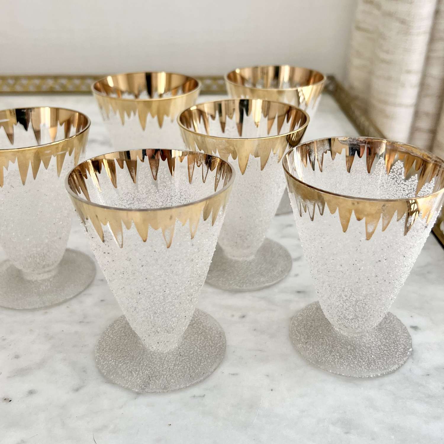 Set Of Gold Icicle Rim Frosted Cocktail Tumbler Glasses