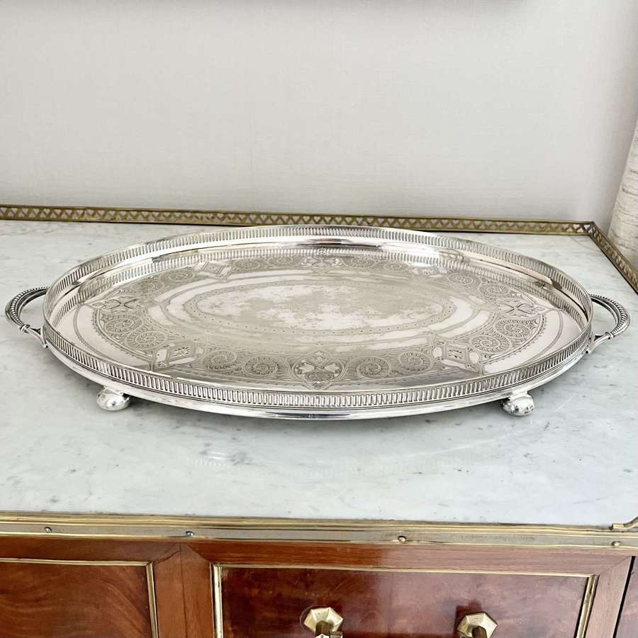 Large Walker & Hall Oval Pierced Gallery Silver Plated Tray