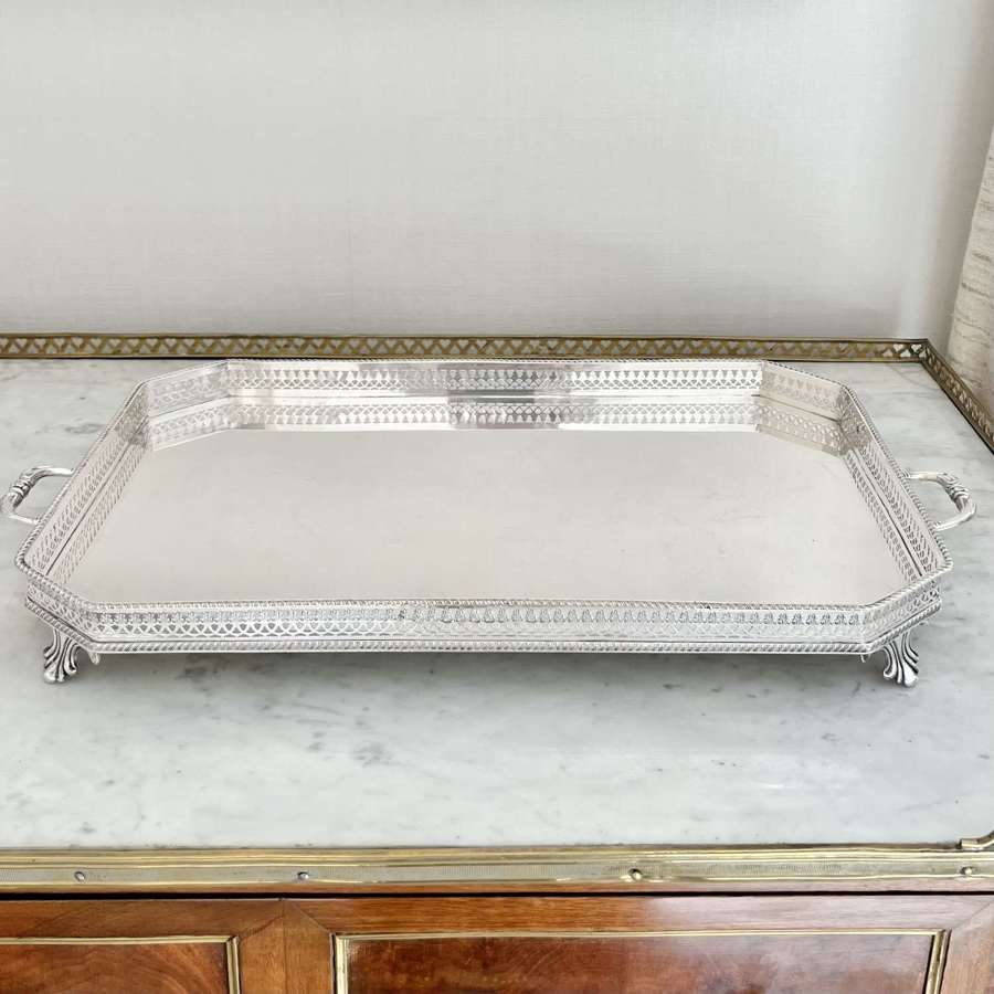 Fine Quality Art Deco Silver Plated Oblong Serving Tray 1920s