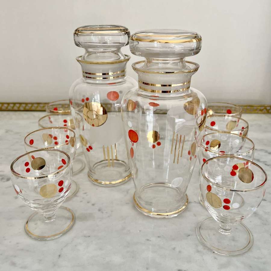 Pair Cocktail Shaker Decanter & Matching Glasses