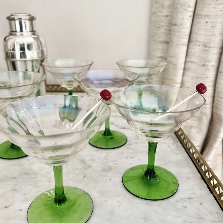 Set Of Art Deco Iridescent & Green Cocktail Glasses Circa 1930s