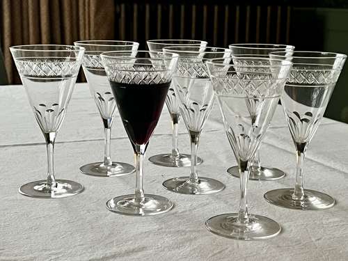 Set Of 8 Edwardian Cut Crystal Wine Glasses