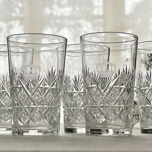 Fine Quality Crown Etched Crystal Tumblers By Thomas Webb