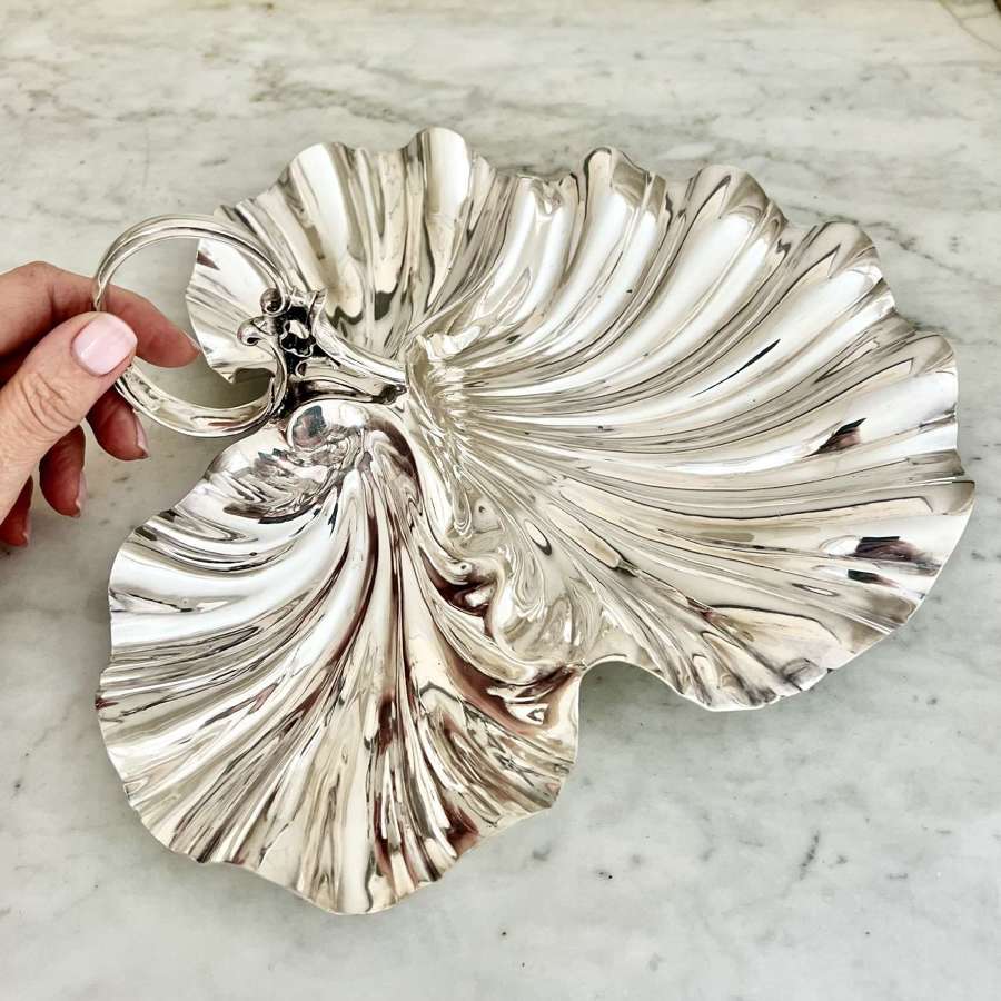 Superb quality triple shell silver plated hors d'oeuvres dish C1900