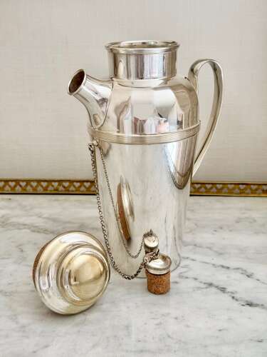 Art Deco 2 Pint silver plated Side Handle cocktail Shaker with cork stoppers