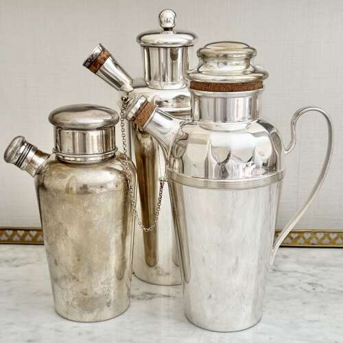 Art Deco 2 Pint silver plated Side Handle cocktail Shaker with cork stoppers