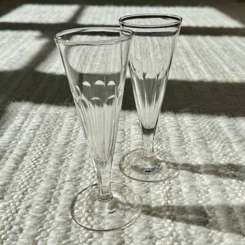 Pair of Georgian slice cut champagne flutes C1800