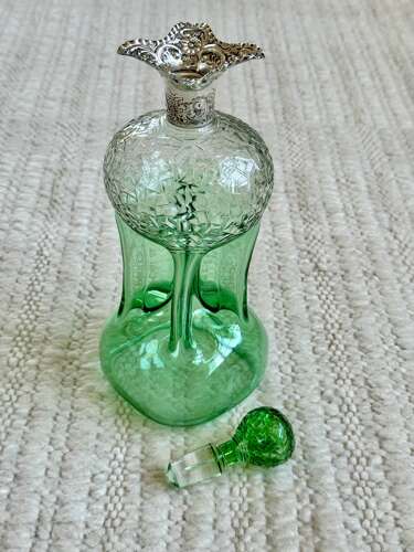 Rare Stevens & Williams silver collar & cut glass pinched Glug decanter 1909