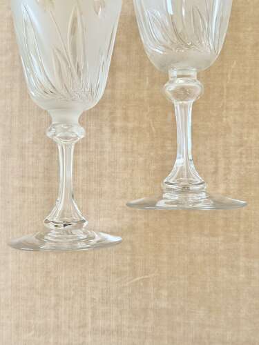Victorian acid etched crystal large wine goblet glasses attributed to Richardsons