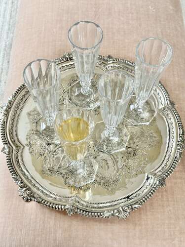 Victorian round old Sheffield silver plated tray on Lion’s Paw feet