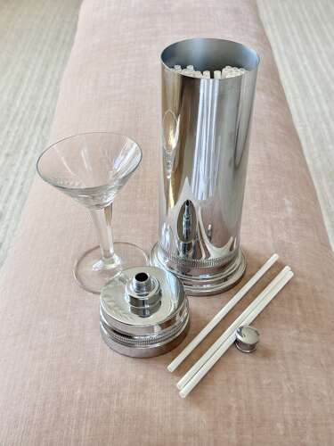 American Chrome Skyscraper cocktail shaker/straw holder