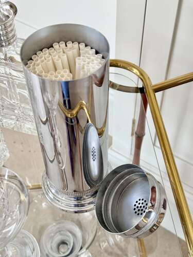 American Chrome Skyscraper cocktail shaker/straw holder