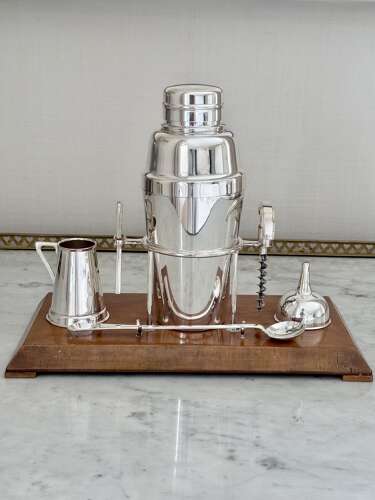 Art Deco silver plated bar cocktail making set by Walker & Hall C1920