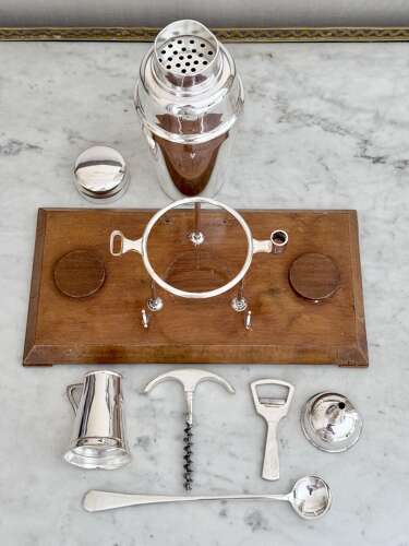 Art Deco silver plated bar cocktail making set by Walker & Hall C1920