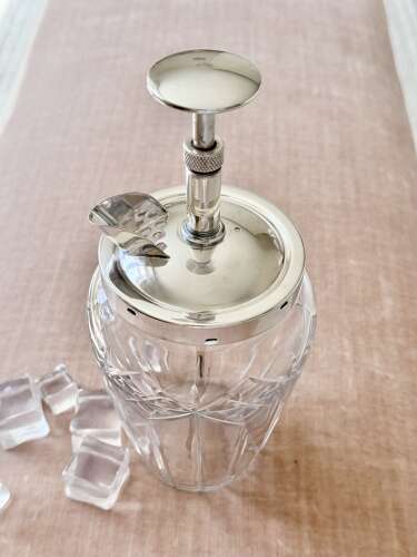 ‘The Rapid’ Mechanical Cocktail Shaker Mixer 1933