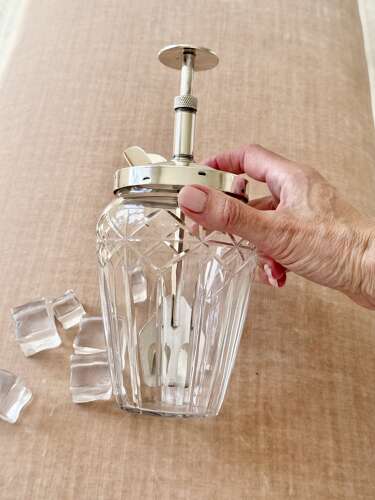 ‘The Rapid’ Mechanical Cocktail Shaker Mixer 1933