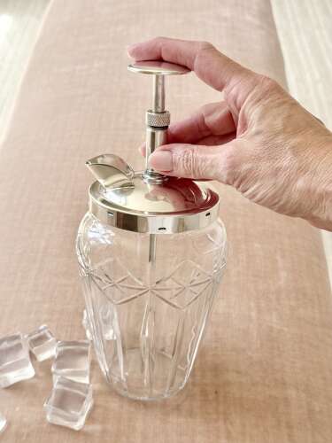 ‘The Rapid’ Mechanical Cocktail Shaker Mixer 1933