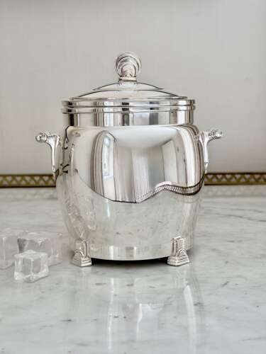 An Art Deco Silver plated Ice Bucket by William Suckling C1930