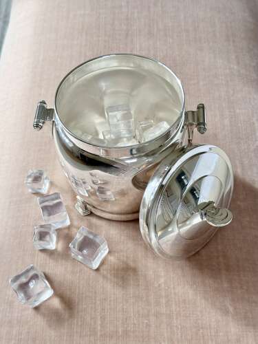An Art Deco Silver plated Ice Bucket by William Suckling C1930