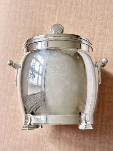An Art Deco Silver plated Ice Bucket by William Suckling C1930